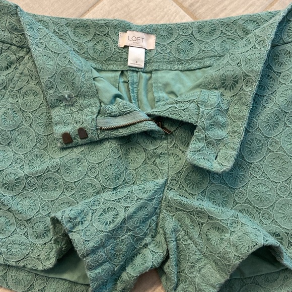 🎄JUST REDUCED 🎄Loft Women’s Soft Crocheted-Look Shorts - Picture 3 of 8